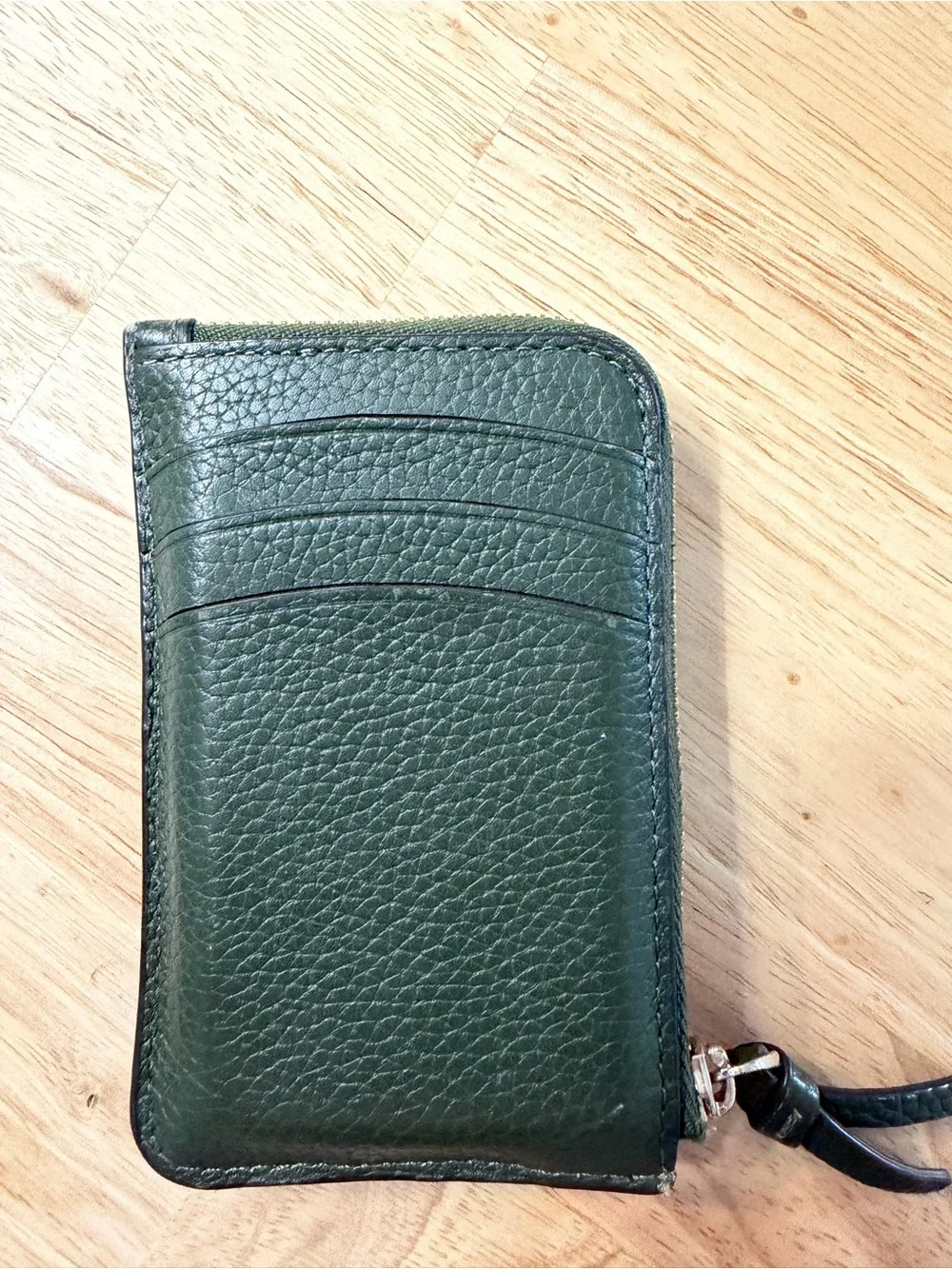 Kate Spade New York green leather wallet with pebbled texture in great condition